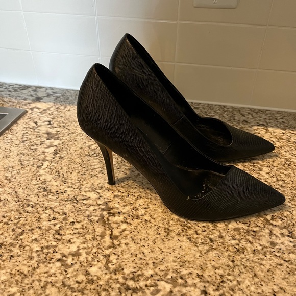 ALDO Black Pointy Faux Snakeskin Heels - Picture 2 of 9